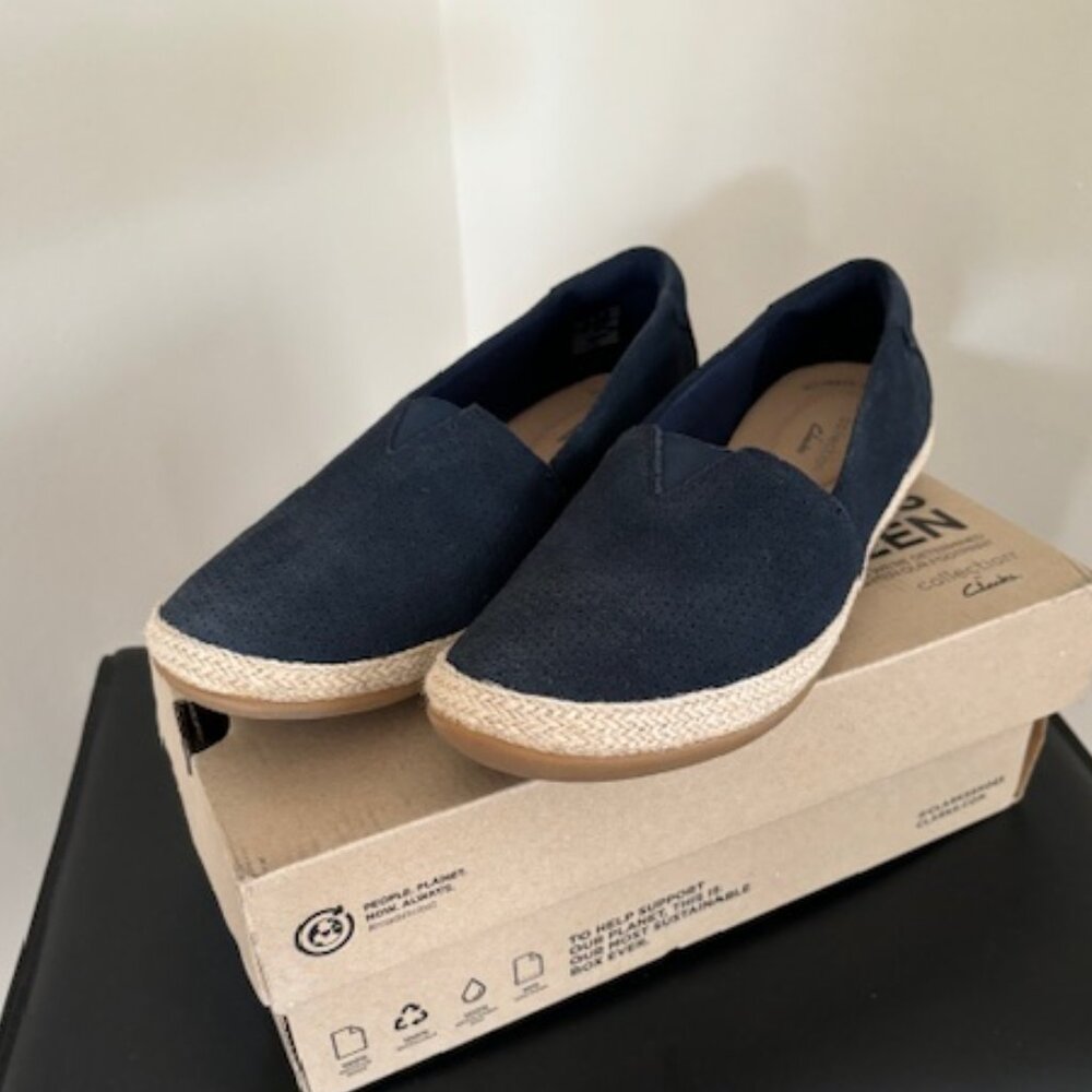 NWT Clarks Womens Shoes, Size 10